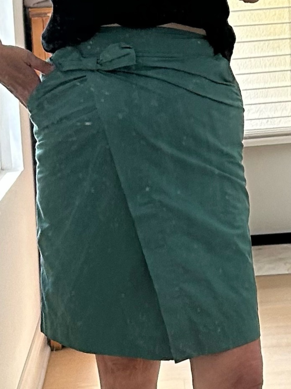 Women's Green Wrap-Front Pencil Skirt 6